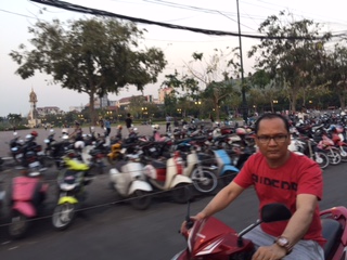 Motor biking in Phnom Penh